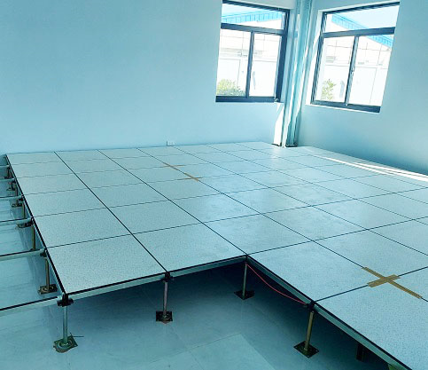 Công Minh thi công sàn nâng HPL chống tĩnh điện